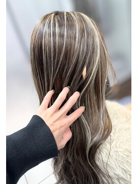 ヘアースタジオ ジェイワン(hair studio J ONE) 20代30代40代50代 ハイライト ホワイトグレージュ 白髪ぼかし