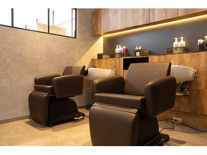 アグ ヘアー トーリ 南郷18丁目店(Agu hair tohri)の写真