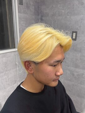 ルイス(L'wis) 抜きっぱなしブロンド イエロー 渋谷メンズハイトーン