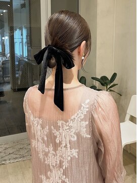 シロ 大名2号店(SiLO) タイトアレンジ×ベロアリボン