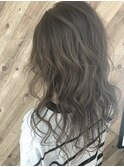 OLさんに大人気ベージュ系ハイライトカラー