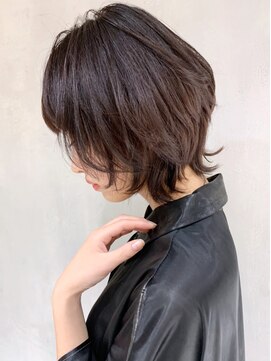 アイティー バイ アルバム 浦和店(IT by ALBUM) レイヤーカットグレーベージュグレージュカラー_ba275203