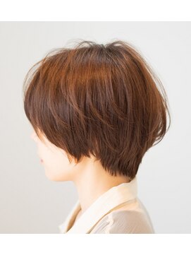 トイロ(toiro) salon work 黄金比ひし形ショート