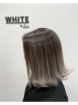 アンダーバーホワイト 阪神西宮店(_WHITE) エアタッチ バレイヤージュ イルミナ デザインカラー