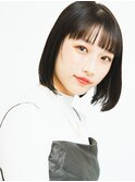 動いても手ぐしでまとまるワンレングスボブ
