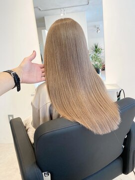 オンリー(ONLY.) ミルクティーベージュ × ロング