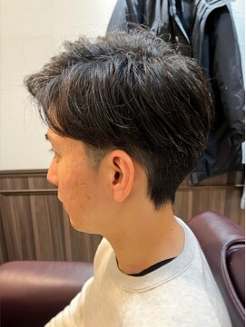 ミリオンバックス 上野(Million Bucks) ツーブロック/ビジネス<理容室>[メンズ/シェービング/上野]