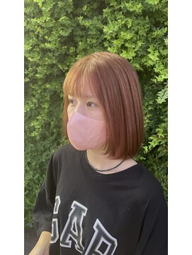 ソイルアヴェダ(Soil AVEDA) ブリーチなしピンクオレンジミディアムボブ