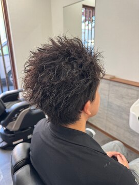 エイト(AITE) 波巻きウルフマッシュパーマ<理容室>メンズ/川口/鳩ヶ谷21