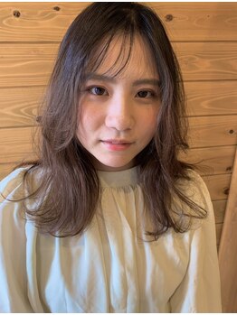 アグニー(Agnii)の写真/【可愛いの秘訣は顔周りに】