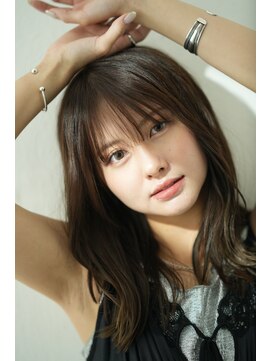 ウタ 【uta　酒井】くすみブラウン×ミディアムスタイル