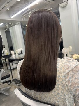 コレクティブワーク 表参道 渋谷(COLLECTIVE WORK) 髪質改善トリートメント表参道20代30代40代縮毛矯正【表参道】