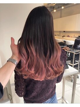 アライブ ハラジュク(ALIVE harajuku) 【ALIVE 夕貴】薄めピンクグラデーションカラー