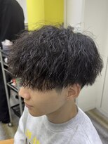 アフューズバイストゥー(Vfuse by StueW) 縦落ちツイストスパイラルパーマ