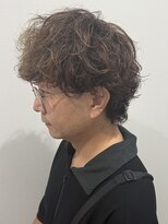 ヒュイル バイ ニアウ(Hwyl by Niau) メンズショート前上がりウルフパーマ波巻スパイラルパーマ