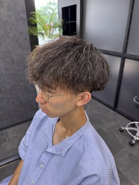 ワンフ(onef) ツイストパーマ