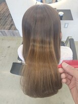 エイト チャタン 沖縄北谷店(EIGHT chatan)&nbsp;ブリーチ履歴×髪質改善縮毛矯正【EIGHT　北谷　荒井】