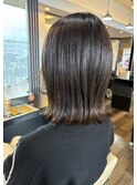 オリーブグレージュ