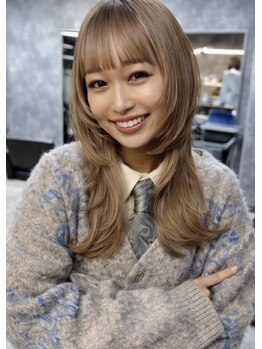 レブル(Re BuLL)の写真/【明石駅から徒歩2分】明るく親しみやすいスタッフが勢揃い◎あなたの”なりたい”をお聞かせください♪