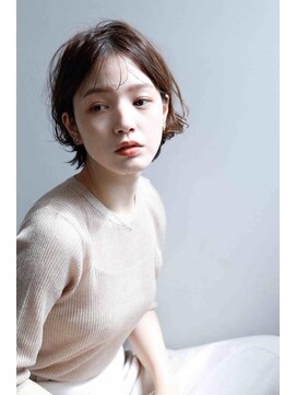 ムウ 難波(MOU) クールショートボブ前髪イメチェンピンクベージュ30代40代50代