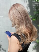 鹿児島で透明感カラー・ミルクティーベージュ・ハイトーンが得意なカラー特化サロンDECOR。