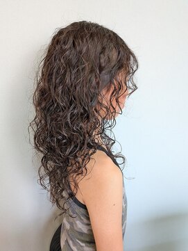 ニコアンドエン ヘアルーム(niko＆縁 Hair room) スパイラルパーマ