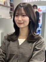 モク(mok) くびれレイヤー×透明感ベージュ