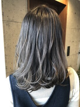 リラ バイ クオーレ(LIRA by CUORE) ナチュラルハイライト