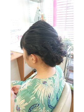 美容室 ブークル(BOUCLE) ヘアセット(編み込みダウンスタイル)