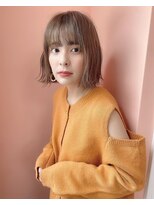 ロッサ マダムアルディ(Rosa Mme.Hardy)&nbsp;ベージュ ハイトーン  ボブ