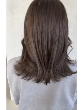 オレロ 国立(olelo) 大人ガーリー/似合わせカット/リバースセンターパート/国立