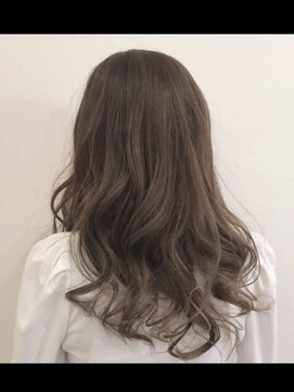 アニスミュゼ(anis musee) anis シルバーアッシュ グラデーション