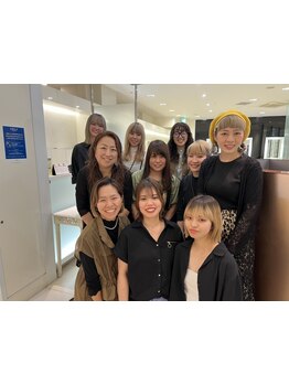 ベテランスタイリスト～トレンドに敏感なスタイリストまで幅広く在籍♪なりたい姿を汲み取り、形に。