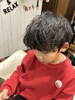 アート(Art)&nbsp;波巻きパーマスタイル　(小学生バージョン)