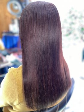 エルモア美容室 メテオヘアカラーでトリートメント特殊なカラーです。