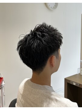 ヘアメイクアバンセ(HAIR MAKE AVANCE) スパイキーショート