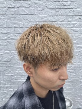 アクイール イストワール(Accueillir Histoire) 波巻きスパイラル