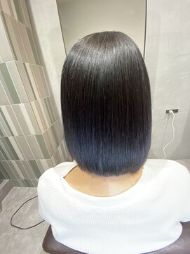 ツヤ髪縮毛矯正　ドライヤーで乾かした