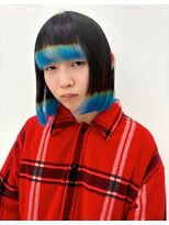 クク(QUQU)&nbsp;顔周りブリーチ　ポイントブリーチ　ターコイズ　ブルー