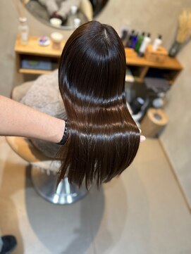 ムギ(Mugi.) 毛先まで艶めく、美髪ロング☆トリートメントヘアエステ