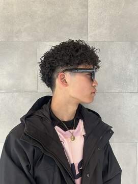 ドゥーエン 上本町店(DoEN) テーパーフェード×カーリーパーマ