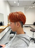 オレンジヘアツーブロック