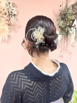 サロン ド ユーア(salon de yuua) 広島市中区大手町美容院 卒業式 袴 着付け カチモリヘア