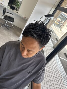 トイロ ウィステリア(toiro wisteria) スパイキーショート