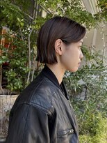 モンルル プル(mon loulou + plus)&nbsp;耳掛けボブ、切りっぱなしボブ、外はねボブ