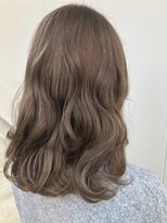 アン(Hair make un)&nbsp;#ミルクティーベージュ