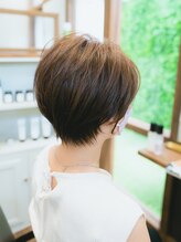 ヘアデザイン ステラ(hair design sTella) ☆シャープなアウトラインが絶妙な丸みショートスタイル☆