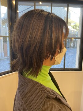 ムーン ティコブラーエ(moon tico brae) 12月ウルフ【グレージュカラー/ボブウルフ/黒髪カタログ】