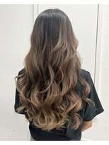 イース バイ アンブルリュクス 北千住(Ease by amble luxe)&nbsp;ベージュカラー