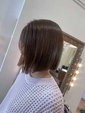 コワファースト  させぼ五番街店(COIFF1RST) ボリュームダウン朝楽ストレート